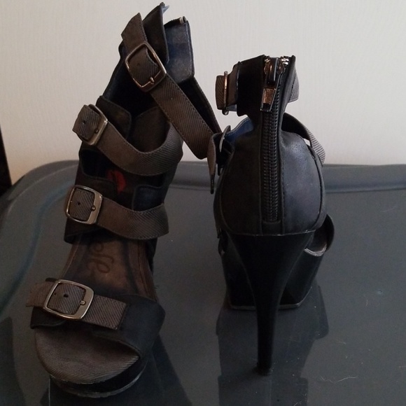 Promise Heels - Picture 2 of 3